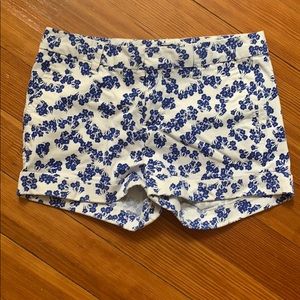 Floral patterned short